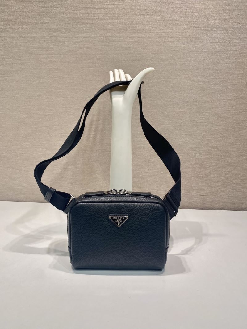 Pra*a waist chest packs